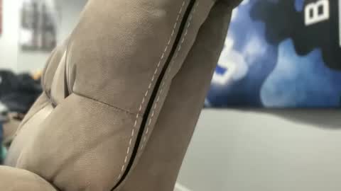 bigcocksuckingslut online show from November 13, 1:48 am