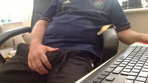bigcurve online show from July 14, 3:07 pm