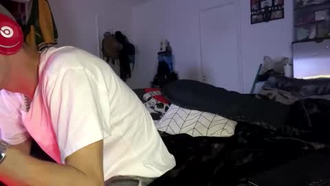 Snapshot of bigdickpapishampoo chatting on February 6, 1:32 am bigdickpapishampoo online show from February 6, 1:32 am