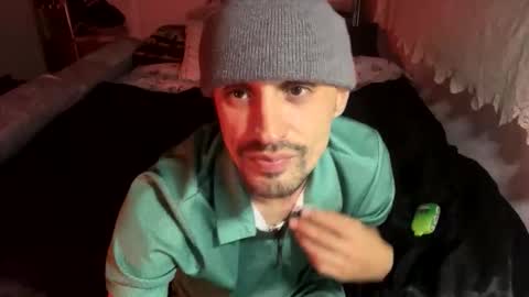 Snapshot of bigdickpapishampoo chatting on February 13, 9:27 am bigdickpapishampoo online show from February 13, 9:27 am