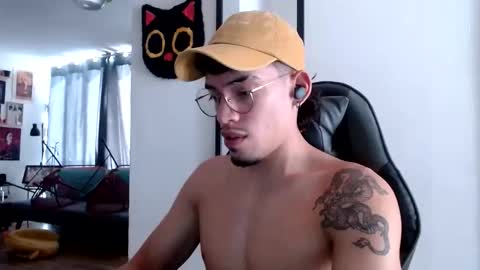 Snapshot of bigdragonboy chatting on March 14, 7:08 pm BigDragonBoy online show from March 14, 7:08 pm