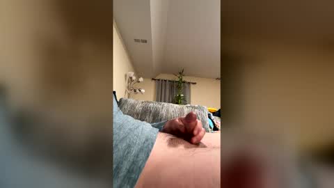 Snapshot of bigfrank347 chatting on February 5, 6:18 am bigfrank347 online show from February 5, 6:18 am