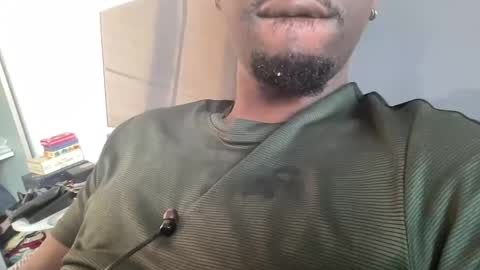 bigfrenchdick75 online show from March 23, 6:39 am