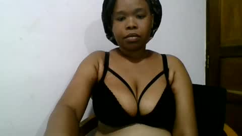 biggychocote online show from May 9, 6:02 pm