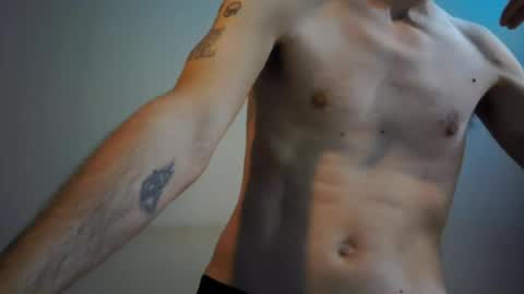 Snapshot of bigman6420 chatting on June 28, 9:21 pm Bigman6420 online show from June 28, 9:21 pm