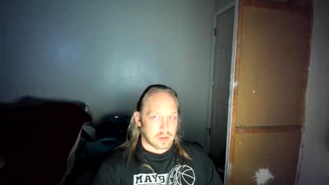 bigmike20129020 online show from May 11, 8:31 am