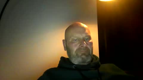 bigmike3339 online show from January 2, 8:02 pm