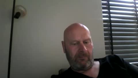 bigmike3339 online show from March 19, 9:35 am