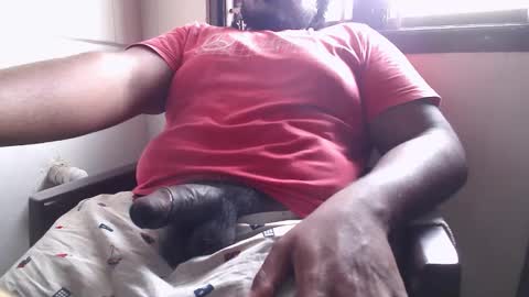 Snapshot of bignaturaldesi chatting on February 5, 9:58 am bignaturaldesi online show from February 5, 9:58 am