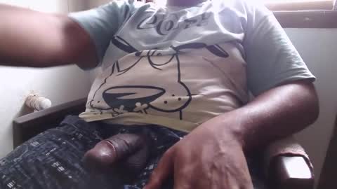 Snapshot of bignaturaldesi chatting on February 20, 10:05 am bignaturaldesi online show from February 20, 10:05 am