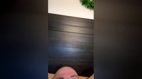 bigred2026 online show from April 1, 3:29 am