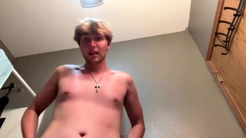 bigskinnyboyshh online show from June 10, 10:41 pm
