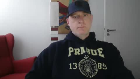 Snapshot of bigthickguyforyou chatting on February 8, 3:26 pm Casey online show from February 8, 3:26 pm