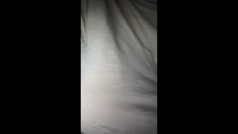 bigtitslala online show from April 9, 9:20 pm