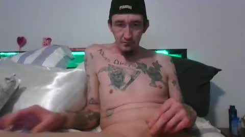 BigWhtRooster412 online show from February 19, 2:18 am