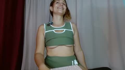 hi  soy   natural girl biki online show from March 10, 2:16 am