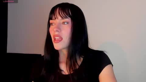 bilie__eilish online show from February 26, 11:42 am