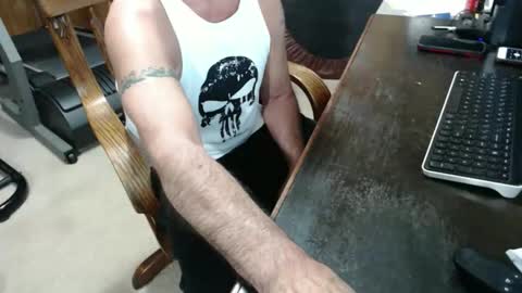 billy471 online show from April 13, 9:42 pm