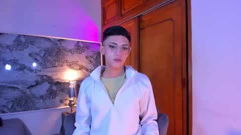 Sam online show from February 11, 11:59 am