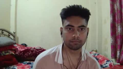 birbikrom104 online show from March 5, 3:19 pm