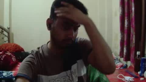 birbikrom104 online show from April 13, 12:43 pm