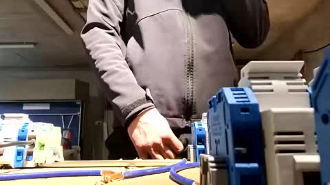 bisexdadd online show from February 7, 9:35 am