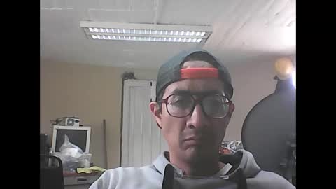 Manu O online show from April 20, 7:04 pm