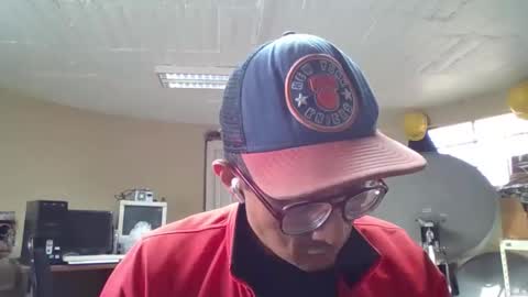 Manu O online show from May 14, 11:44 pm