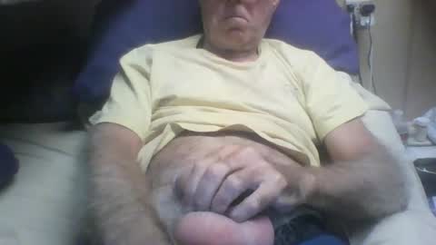 Snapshot of bisoutherner chatting on July 21, 2:58 am bisoutherner online show from July 21, 2:58 am