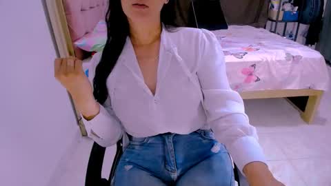 bittermomxxx online show from May 26, 1:01 am