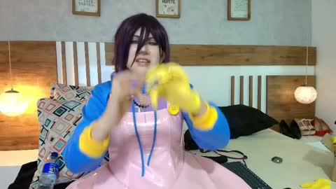 Snapshot of bj_olivine chatting on June 4, 8:15 pm Bj Olivine online show from June 4, 8:15 pm