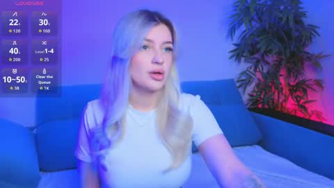 Julia online show from April 16, 1:01 pm