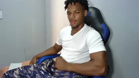 tu morenito online show from March 26, 7:19 pm