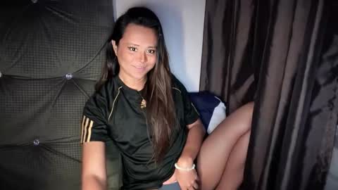 Snapshot of black_fairyxxx chatting on February 3, 6:40 am black_fairyxxx online show from February 3, 6:40 am