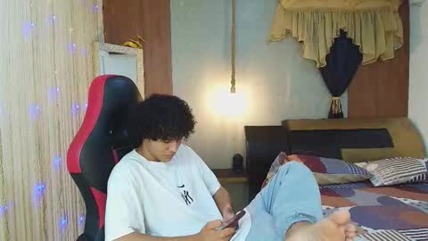 black_king_241 online show from March 13, 7:26 am