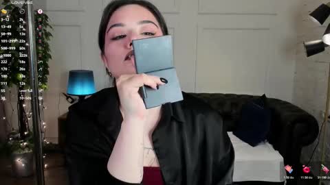 Mon Mon online show from March 14, 2:50 am