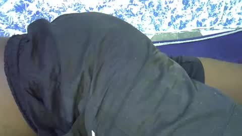 Ask in privacy online show from November 8, 6:40 pm