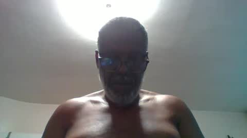 Me and her online show from April 20, 9:12 am