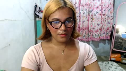 Ellez online show from July 22, 10:23 pm