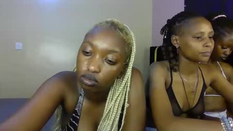 blackqueen2030  online show from May 23, 11:25 am