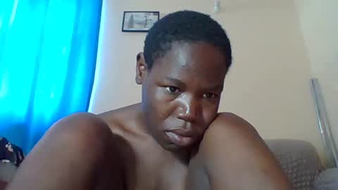 Snapshot of blacksexygal chatting on June 26, 8:41 am SARAH online show from June 26, 8:41 am