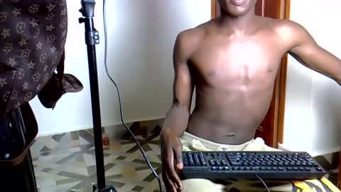 blacktwinkl online show from April 5, 4:37 pm