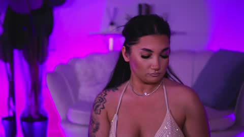 BlaireBloom online show from April 19, 3:11 pm