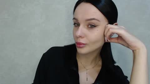 BlairYates online show from April 17, 8:45 pm