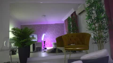 blakmy online show from February 24, 4:21 am