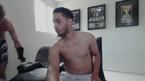 Snapshot of blancomilk23 chatting on April 23, 1:57 pm BlancoMilk23 online show from April 23, 1:57 pm