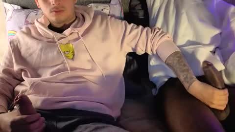 Snapshot of blathor30 chatting on March 14, 3:01 am blathor and friends online show from March 14, 3:01 am