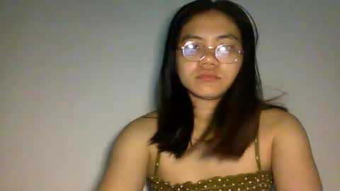 blessed774346 online show from June 3, 4:23 pm