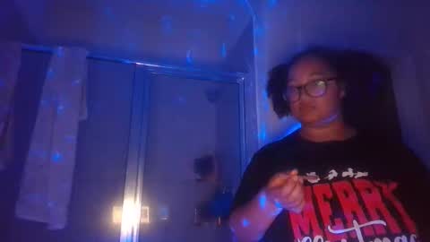 Snapshot of blessica_eddieluv6996 chatting on February 21, 5:52 am BLESSICA EDDIE LOVE online show from February 21, 5:52 am