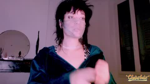 Snapshot of bleu_belladone chatting on February 8, 8:01 pm Cassandre online show from February 8, 8:01 pm